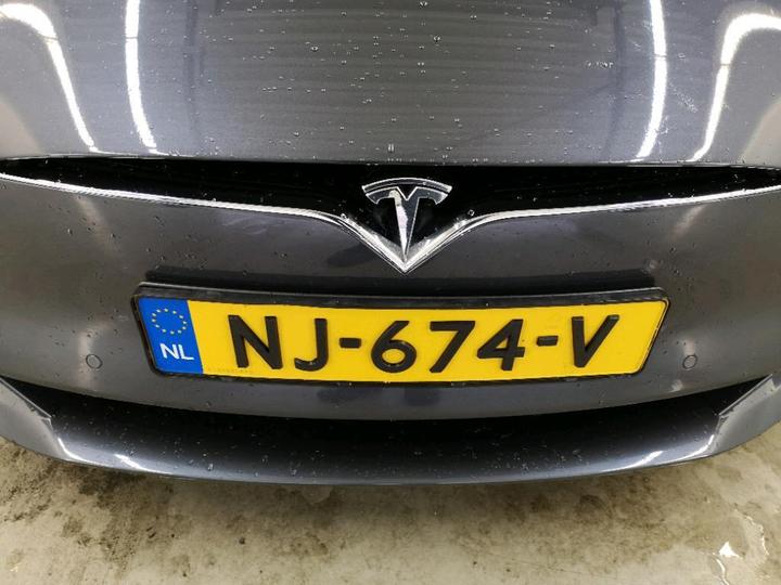 Photo 11 VIN: 5YJSA7E27HF176484 - TESLA S 