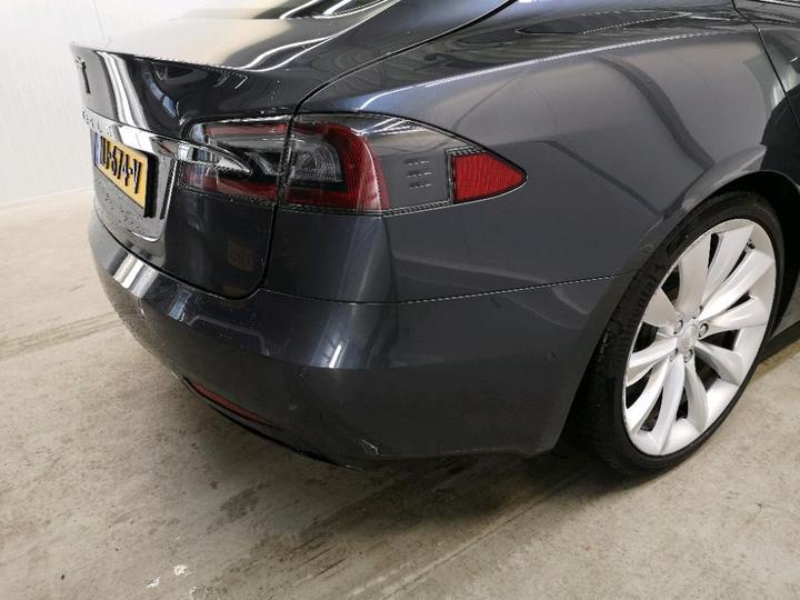 Photo 35 VIN: 5YJSA7E27HF176484 - TESLA S 