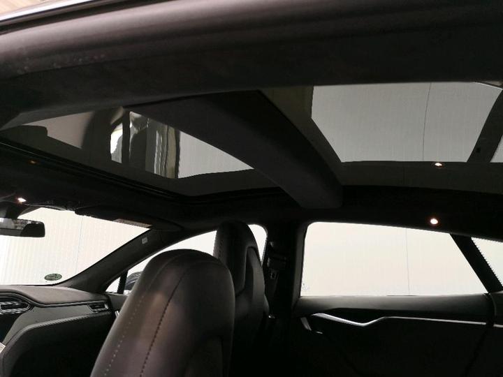 Photo 18 VIN: 5YJSA7E27HF176730 - TESLA S 