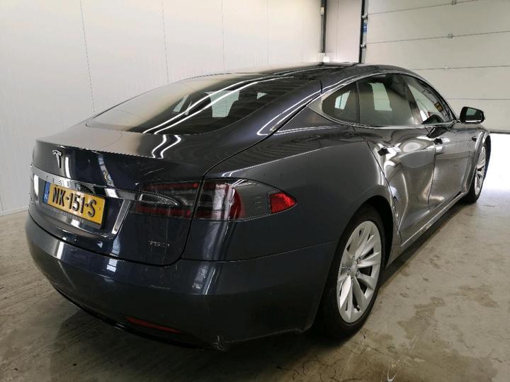 Photo 4 VIN: 5YJSA7E27HF176730 - TESLA S 