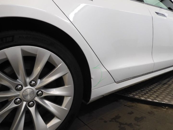 Photo 27 VIN: 5YJSA7E27HF225201 - TESLA MODEL S 