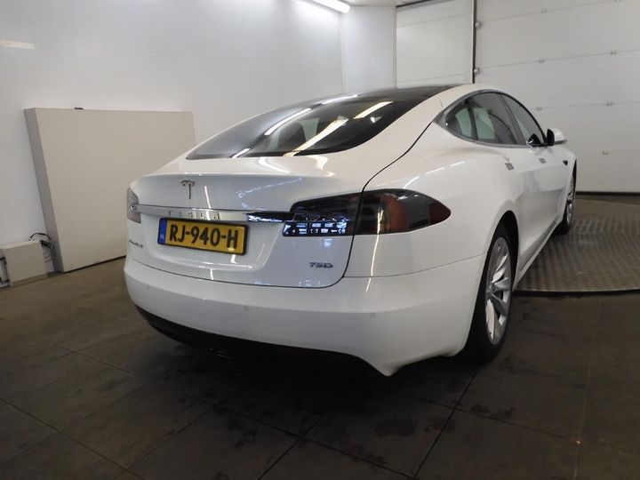 Photo 9 VIN: 5YJSA7E27HF225201 - TESLA MODEL S 