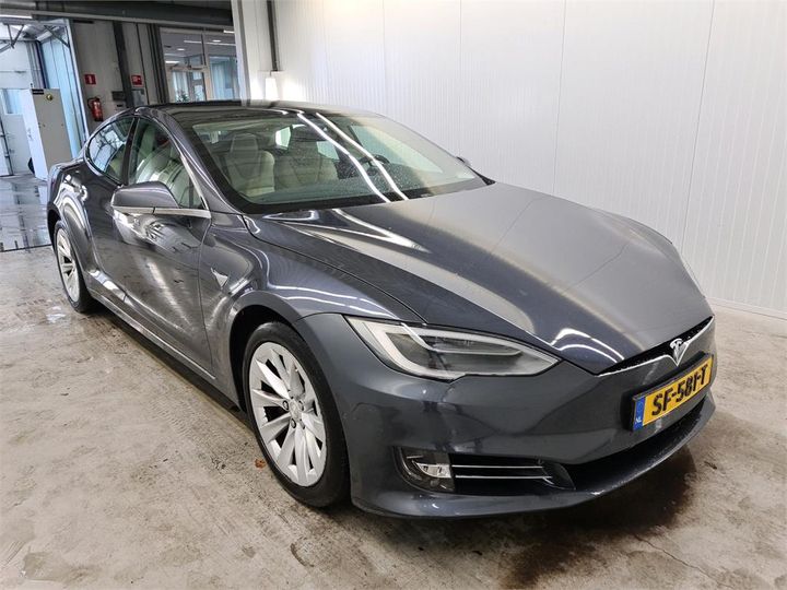 Photo 2 VIN: 5YJSA7E27JF238083 - TESLA S 