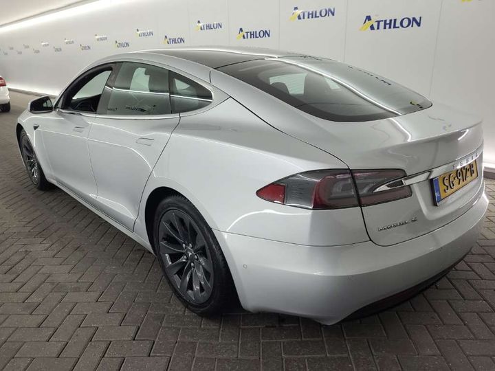 Photo 4 VIN: 5YJSA7E27JF244031 - TESLA MODEL S 