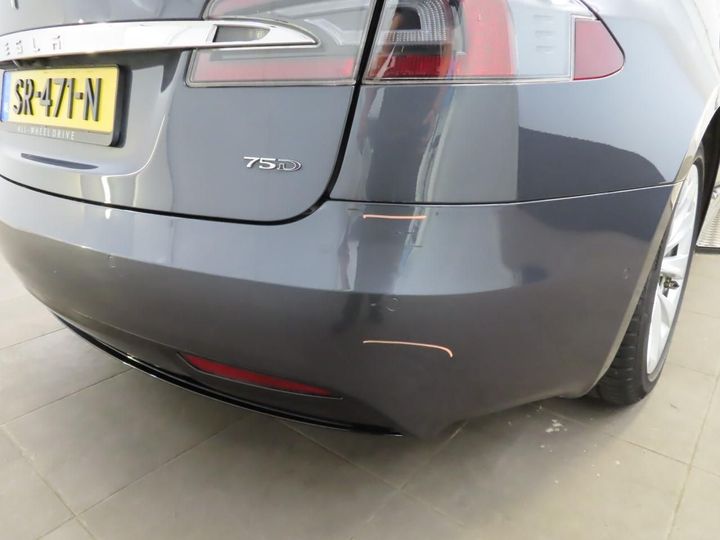 Photo 22 VIN: 5YJSA7E27JF250248 - TESLA MODEL S 