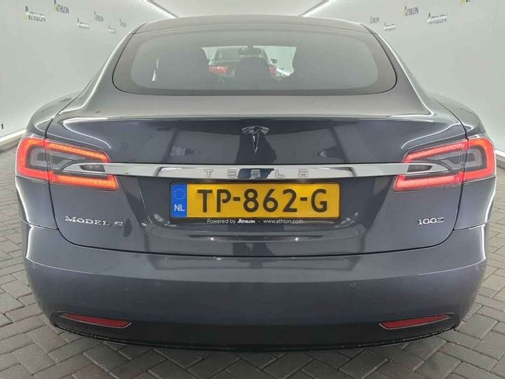 Photo 11 VIN: 5YJSA7E27JF273206 - TESLA MODEL S 