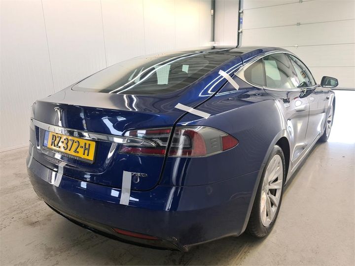 Photo 4 VIN: 5YJSA7E28JF236424 - TESLA S 