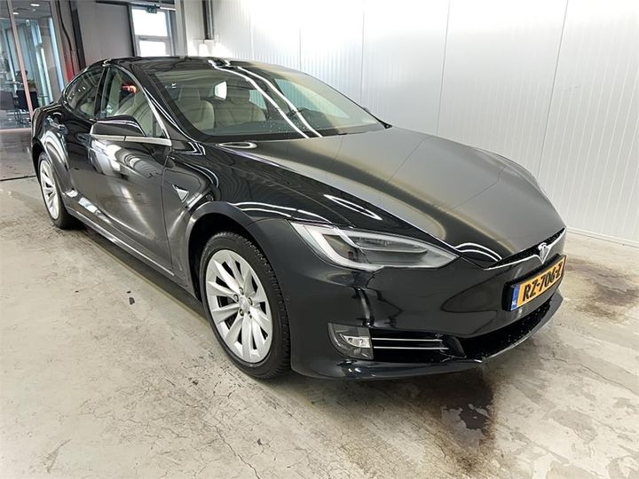 Photo 2 VIN: 5YJSA7E28JF237072 - TESLA S 