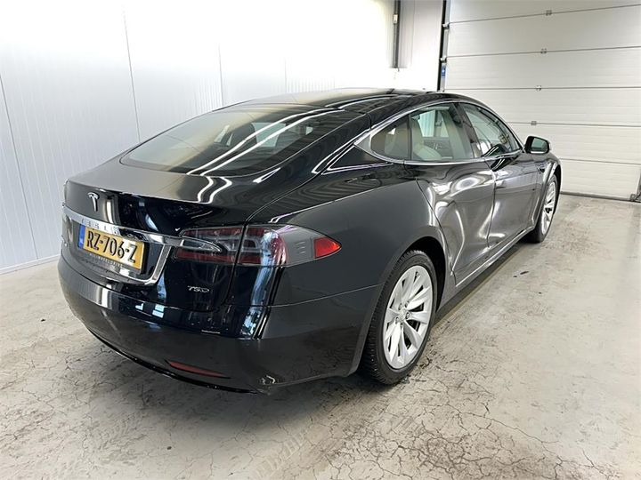 Photo 4 VIN: 5YJSA7E28JF237072 - TESLA S 