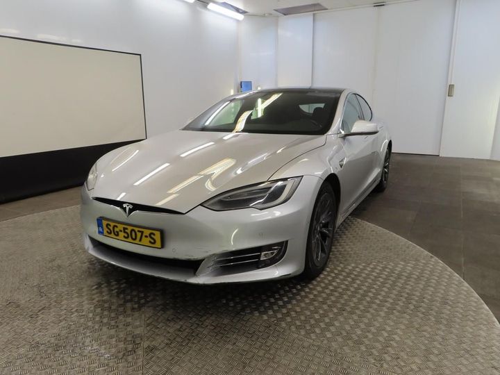 Photo 0 VIN: 5YJSA7E28JF240747 - TESLA MODEL S 