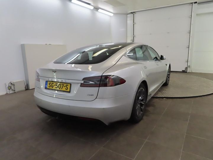 Photo 2 VIN: 5YJSA7E28JF240747 - TESLA MODEL S 