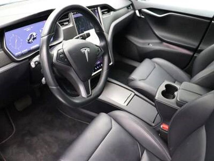 Photo 16 VIN: 5YJSA7E28JF267138 - TESLA MODEL S 