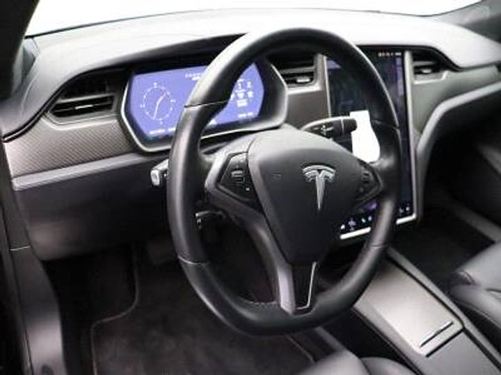 Photo 17 VIN: 5YJSA7E28JF267138 - TESLA MODEL S 