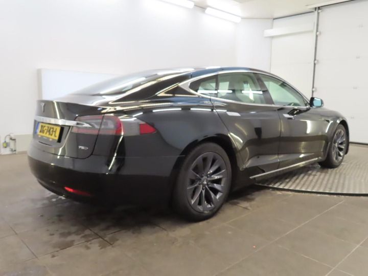 Photo 2 VIN: 5YJSA7E28JF284375 - TESLA MODEL S 