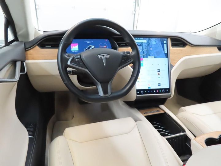 Photo 3 VIN: 5YJSA7E28JF284375 - TESLA MODEL S 