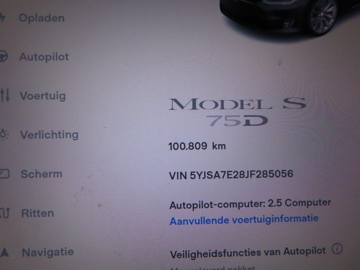 Photo 4 VIN: 5YJSA7E28JF285056 - TESLA MODEL S 