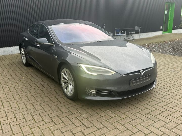 Photo 2 VIN: 5YJSA7E29HF211557 - TESLA MODEL S 