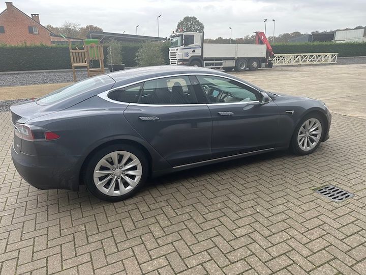 Photo 6 VIN: 5YJSA7E29HF211557 - TESLA MODEL S 