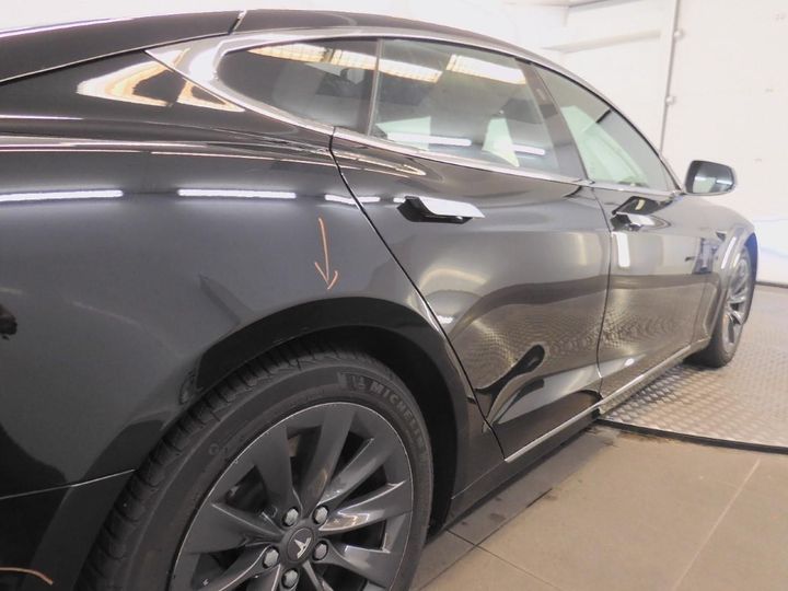 Photo 22 VIN: 5YJSA7E29JF234357 - TESLA MODEL S 