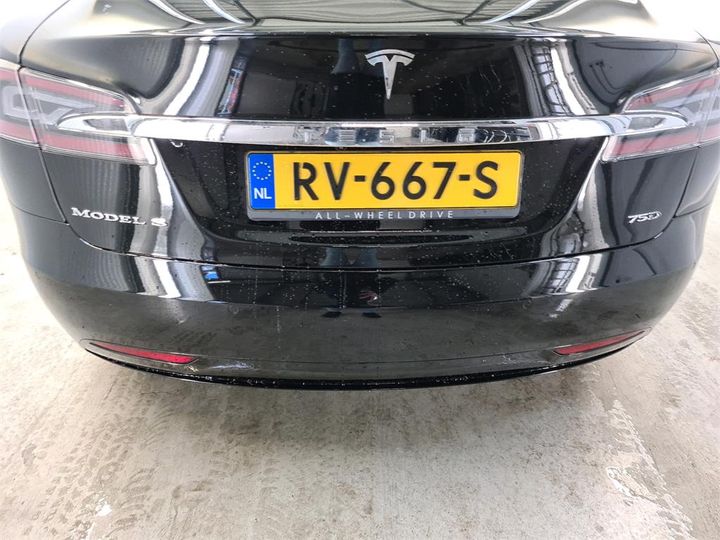 Photo 26 VIN: 5YJSA7E29JF235069 - TESLA S 