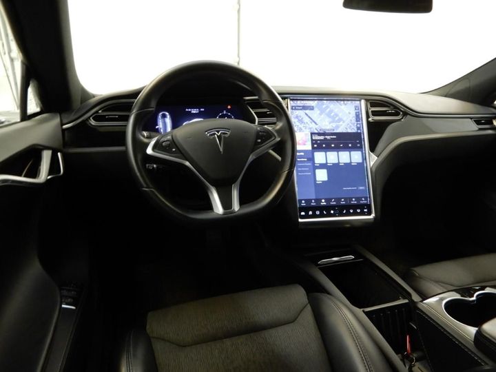 Photo 2 VIN: 5YJSA7E29JF251014 - TESLA MODEL S 