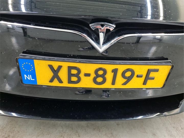 Photo 12 VIN: 5YJSA7E29JF268962 - TESLA S 