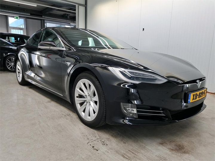 Photo 2 VIN: 5YJSA7E29JF268962 - TESLA S 