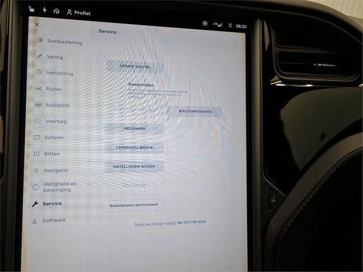 Photo 22 VIN: 5YJSA7E29JF268962 - TESLA S 