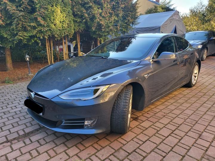 Photo 4 VIN: 5YJSA7E43HF177133 - TESLA MODEL S 