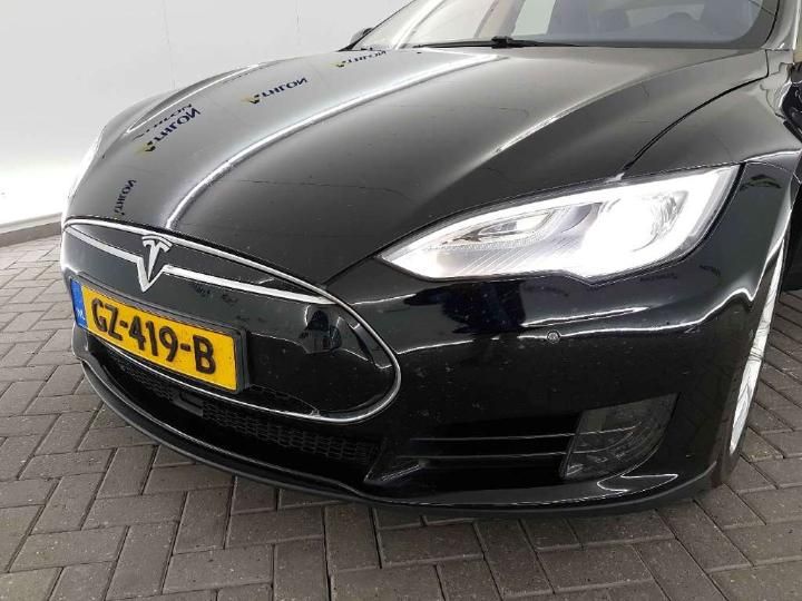 Photo 16 VIN: 5YJSA7H14FF095572 - TESLA MODEL S 