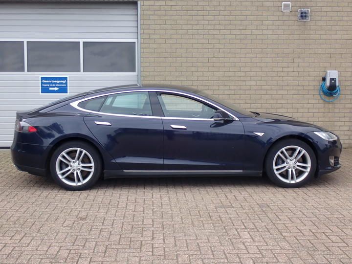 Photo 2 VIN: 5YJSA7H16EFP64892 - TESLA MODEL S 