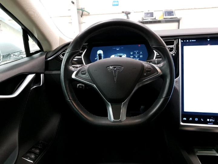 Photo 13 VIN: 5YJSA7H16FFP76719 - TESLA S 