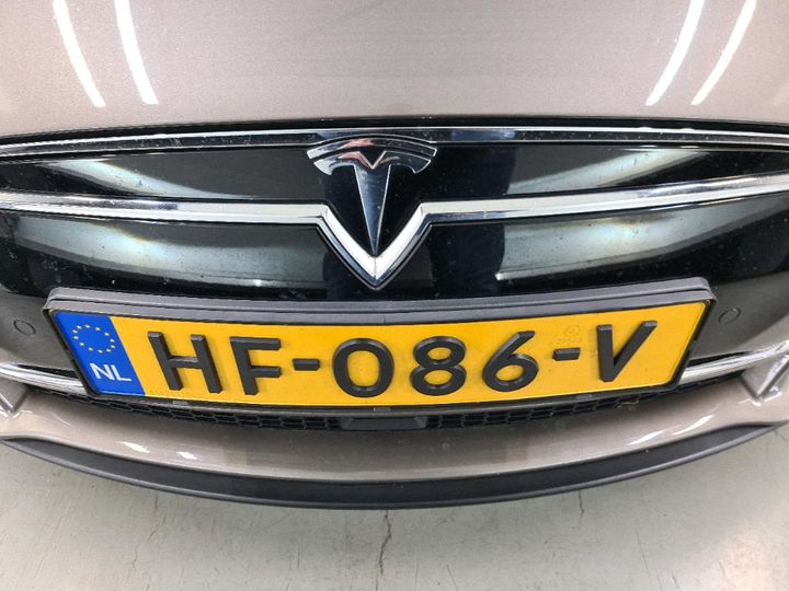 Photo 11 VIN: 5YJSA7H26FF099857 - TESLA S 