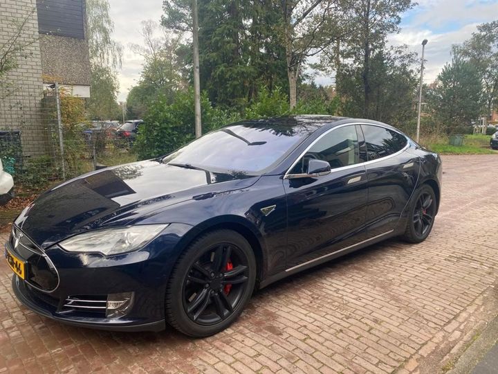 Photo 8 VIN: 5YJSA7S15FFP68894 - TESLA MODEL S 