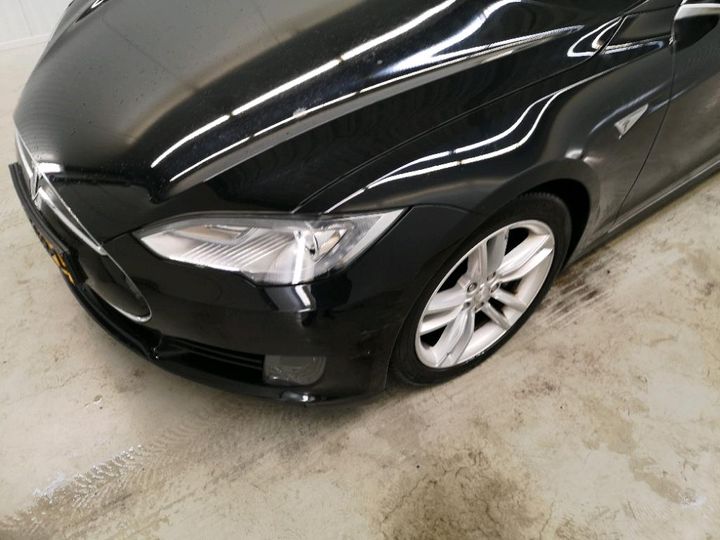 Photo 34 VIN: 5YJSA7S29FF093480 - TESLA S 