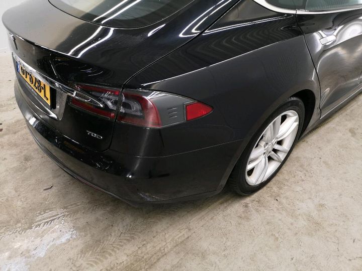 Photo 37 VIN: 5YJSA7S29FF093480 - TESLA S 