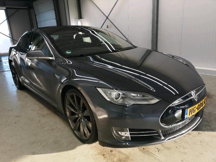 Photo 2 VIN: 5YJSA7V27FF096602 - TESLA S 