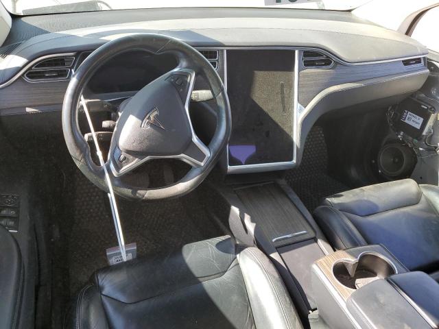 Photo 7 VIN: 5YJXCAE20GF004857 - TESLA MODEL X 