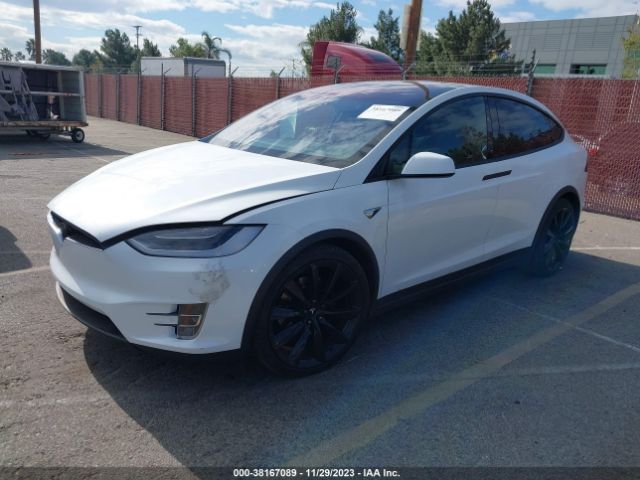 Photo 1 VIN: 5YJXCAE20JF135844 - TESLA MODEL X 