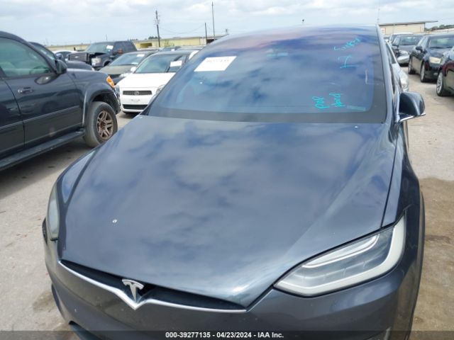 Photo 9 VIN: 5YJXCAE21GF006570 - TESLA MODEL X 