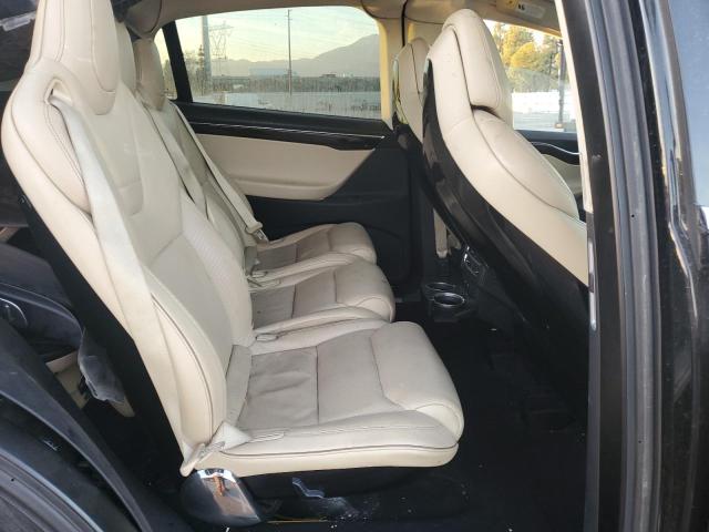 Photo 10 VIN: 5YJXCAE21GF015107 - TESLA MODEL X 