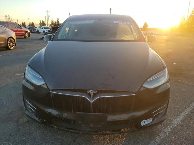 Photo 4 VIN: 5YJXCAE21GF015107 - TESLA MODEL X 