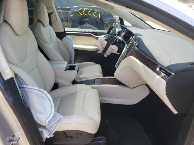 Photo 4 VIN: 5YJXCAE21HF064695 - TESLA MODEL X 