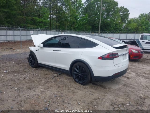 Photo 2 VIN: 5YJXCAE22HF075396 - TESLA MODEL X 