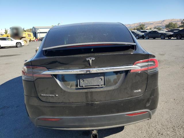 Photo 5 VIN: 5YJXCAE22JF136736 - TESLA MODEL X 