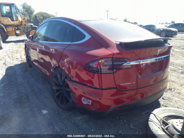 Photo 2 VIN: 5YJXCAE22JF138535 - TESLA MODEL X 