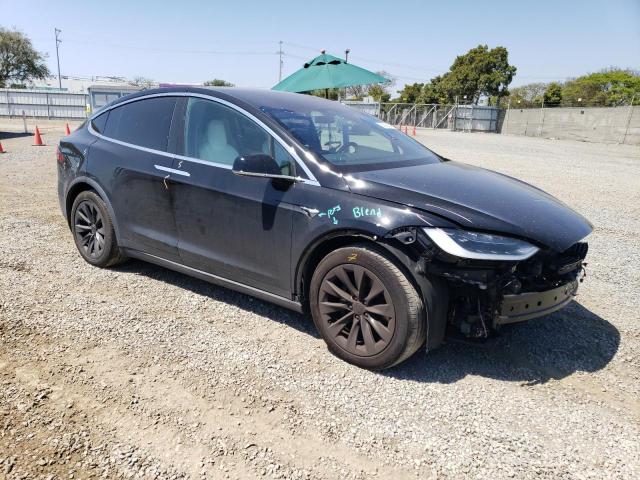 Photo 3 VIN: 5YJXCAE22JF142245 - TESLA MODEL X 