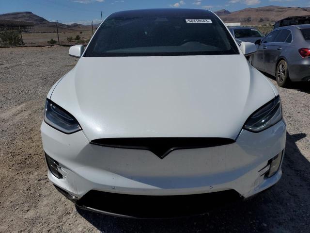 Photo 4 VIN: 5YJXCAE23HF051978 - TESLA MODEL X 