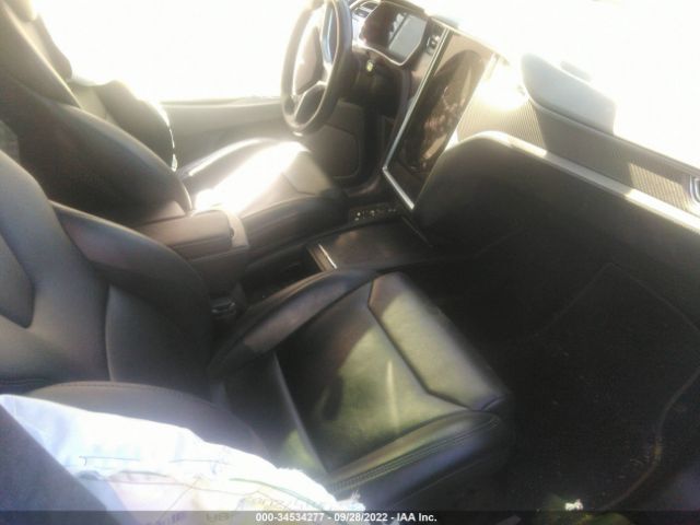 Photo 4 VIN: 5YJXCAE23HF061264 - TESLA MODEL X 