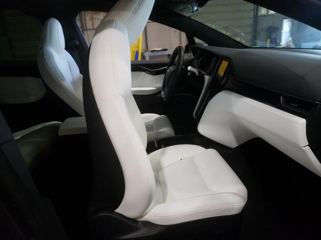 Photo 4 VIN: 5YJXCAE23LF240199 - TESLA MODEL X 